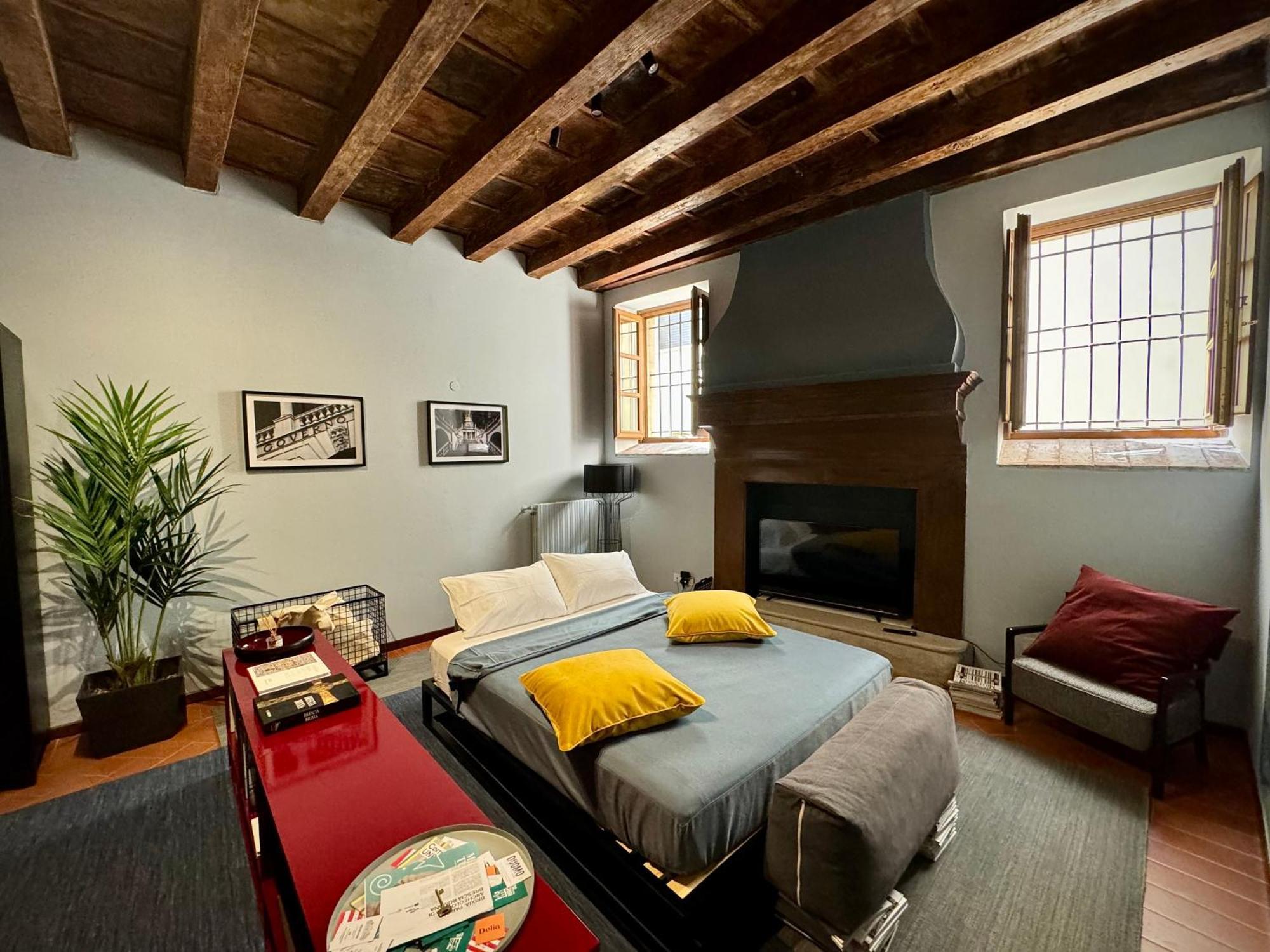 Dimora Legnazzi_A Gem In The Heart Of Brescia Apartment Exterior photo
